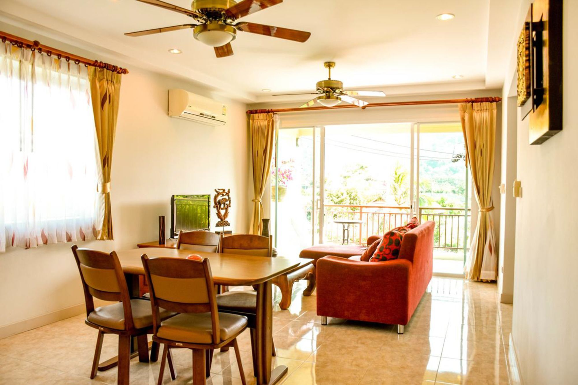 Baan Rosa Bangtao Beach Банг Тао Бийч Екстериор снимка